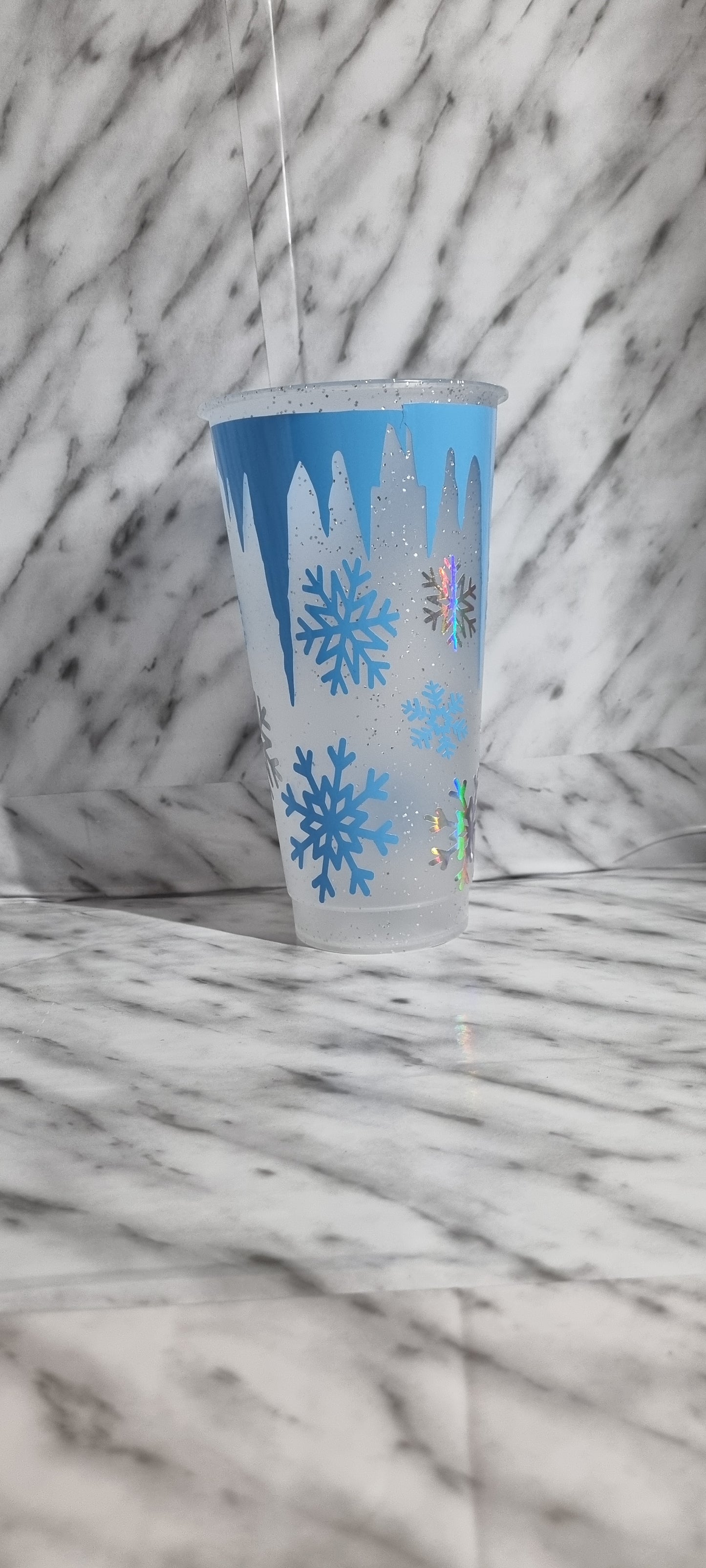 Snowflake ice drip 24oz cold cup with lid and straw