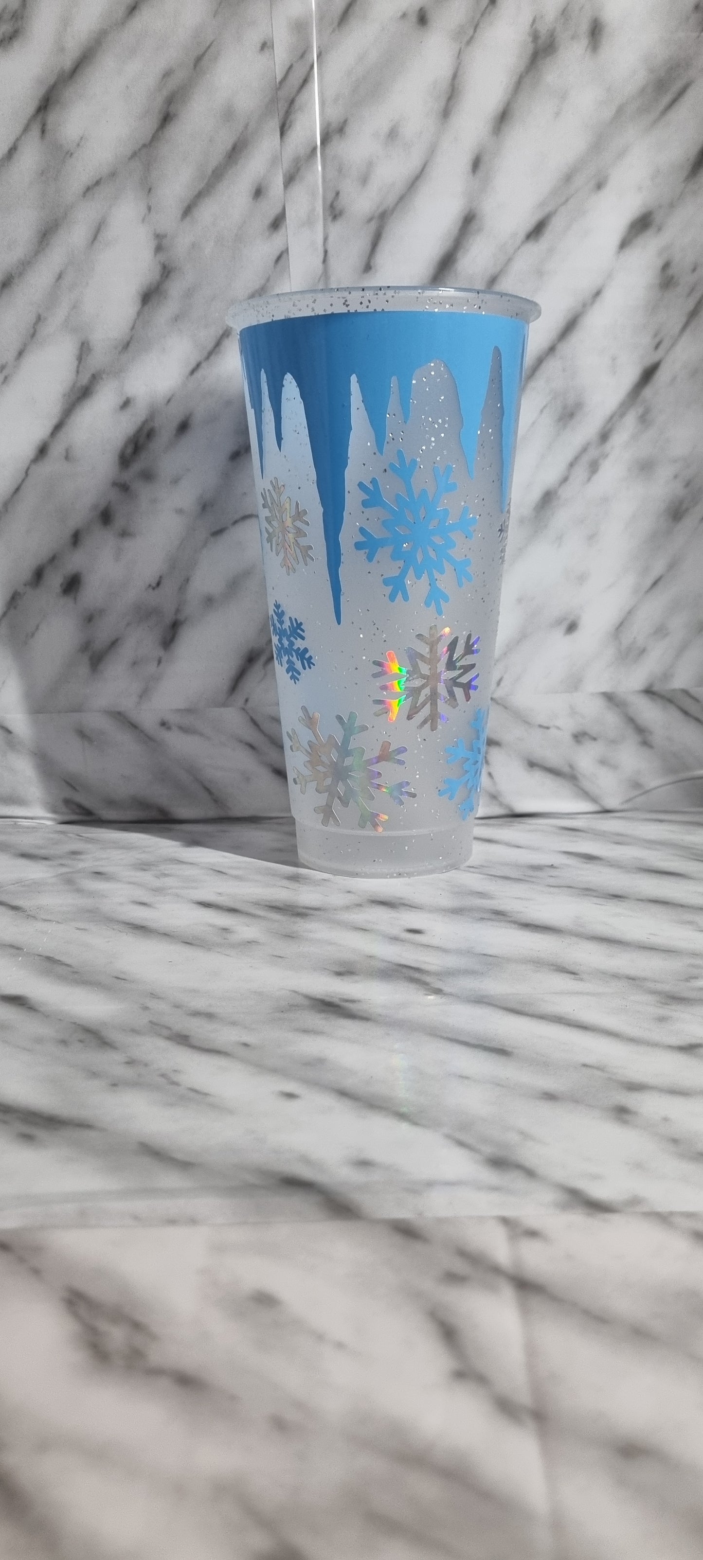 Snowflake ice drip 24oz cold cup with lid and straw