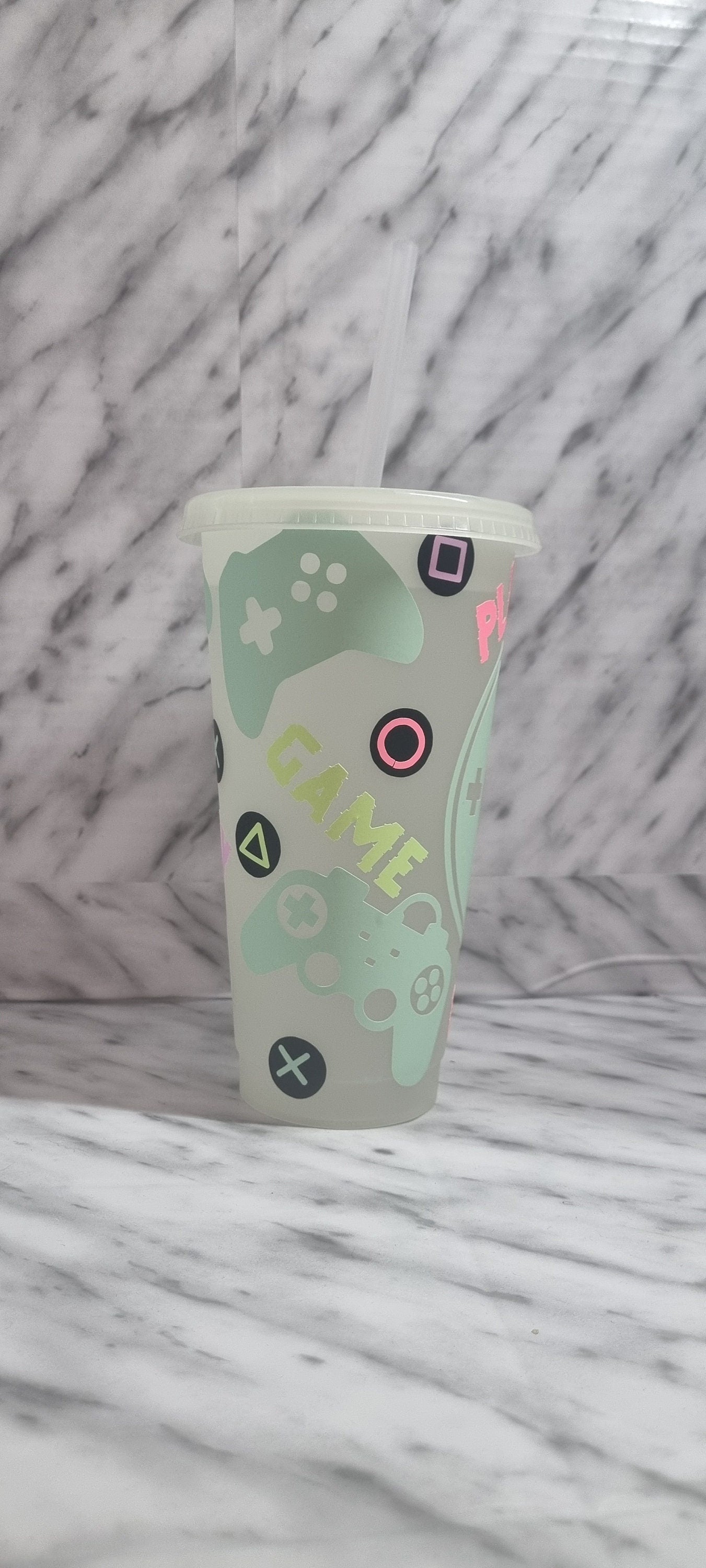 gamer fuel glow in the dark 24oz cold cup, tumbler with lid and straw, all glow in the dark multi colours, personalised name, xbox, ps4, ps5 neuroversecreations