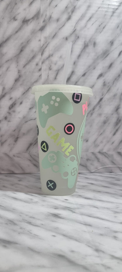 gamer fuel glow in the dark 24oz cold cup, tumbler with lid and straw, all glow in the dark multi colours, personalised name, xbox, ps4, ps5 neuroversecreations